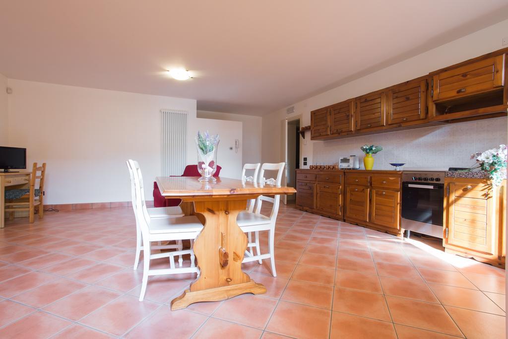 Apartment Conte Borso del Grappa Luaran gambar