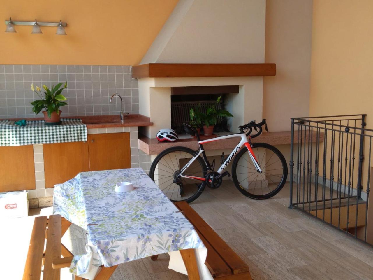 Apartment Conte Borso del Grappa Luaran gambar